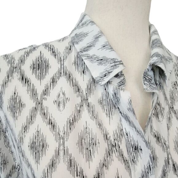 Cloth & Stone White & Black Diamond Ikat Patterned Long Sleeve Button Down Shirt - Picture 5 of 9